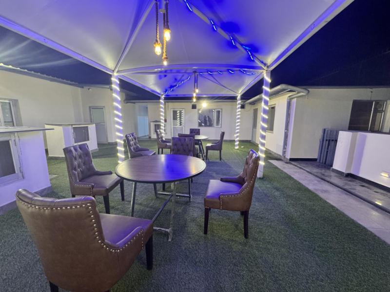 Prism Grand Hotel Zirakpur ภายนอก รูปภาพ